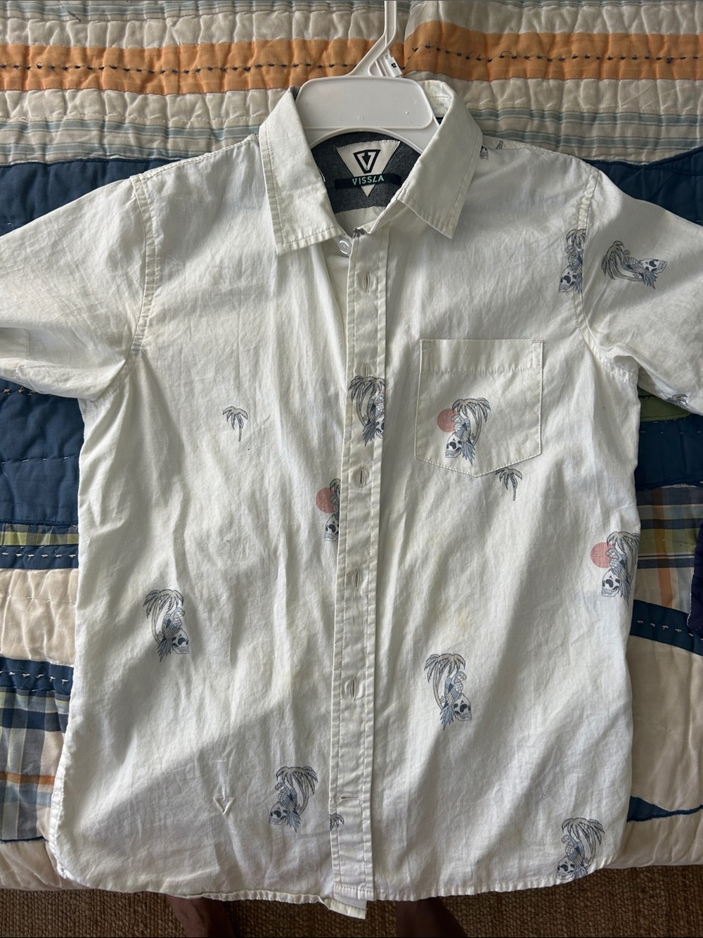 VISSLA White Short Sleeve Palm Print Button-Down Shirt